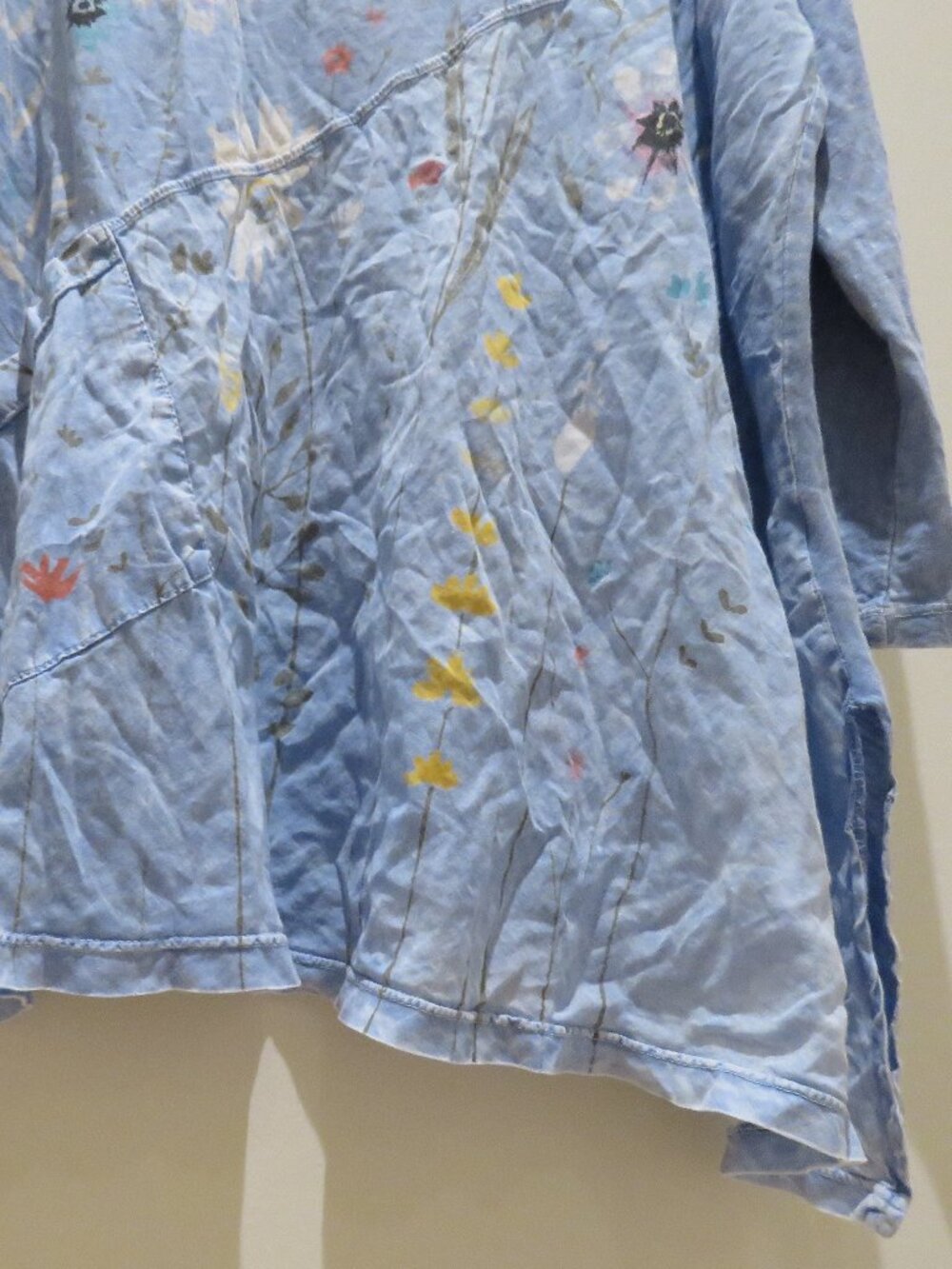 JESS & JANE Artsy Abstract Art To Wear Floral Asymmetric Top Lagenlook Size 2XL - Picture 6 of 14